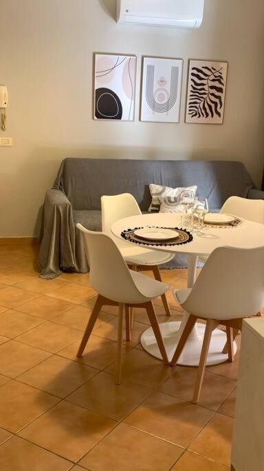 Nest House - Esclusivo Appartamento Marina Di Olbia- Mater Olbia - Beaches - Close To The Airport - Private Parking- Full Comforts - Exterior photo